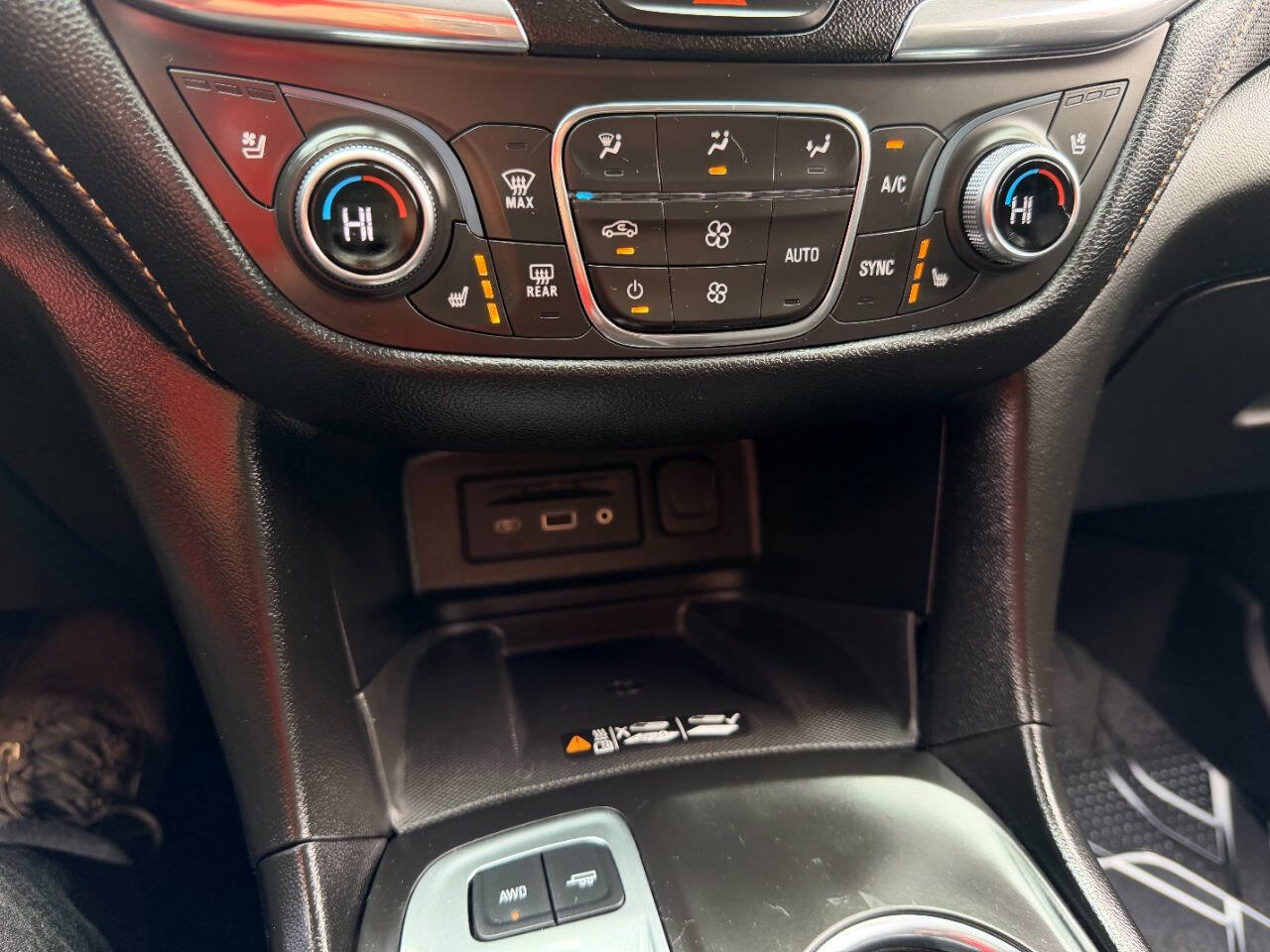 Used 2019 Chevrolet Equinox Premier AWD/4WD image 51