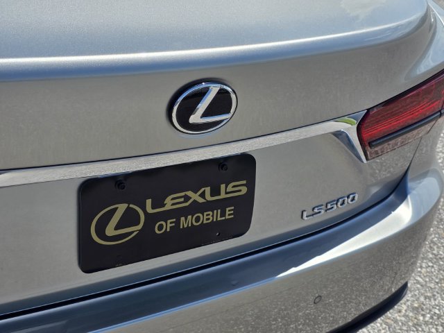 Certified 2023 Lexus LS 500 w/ Interior Upgrade Package RWD image 33