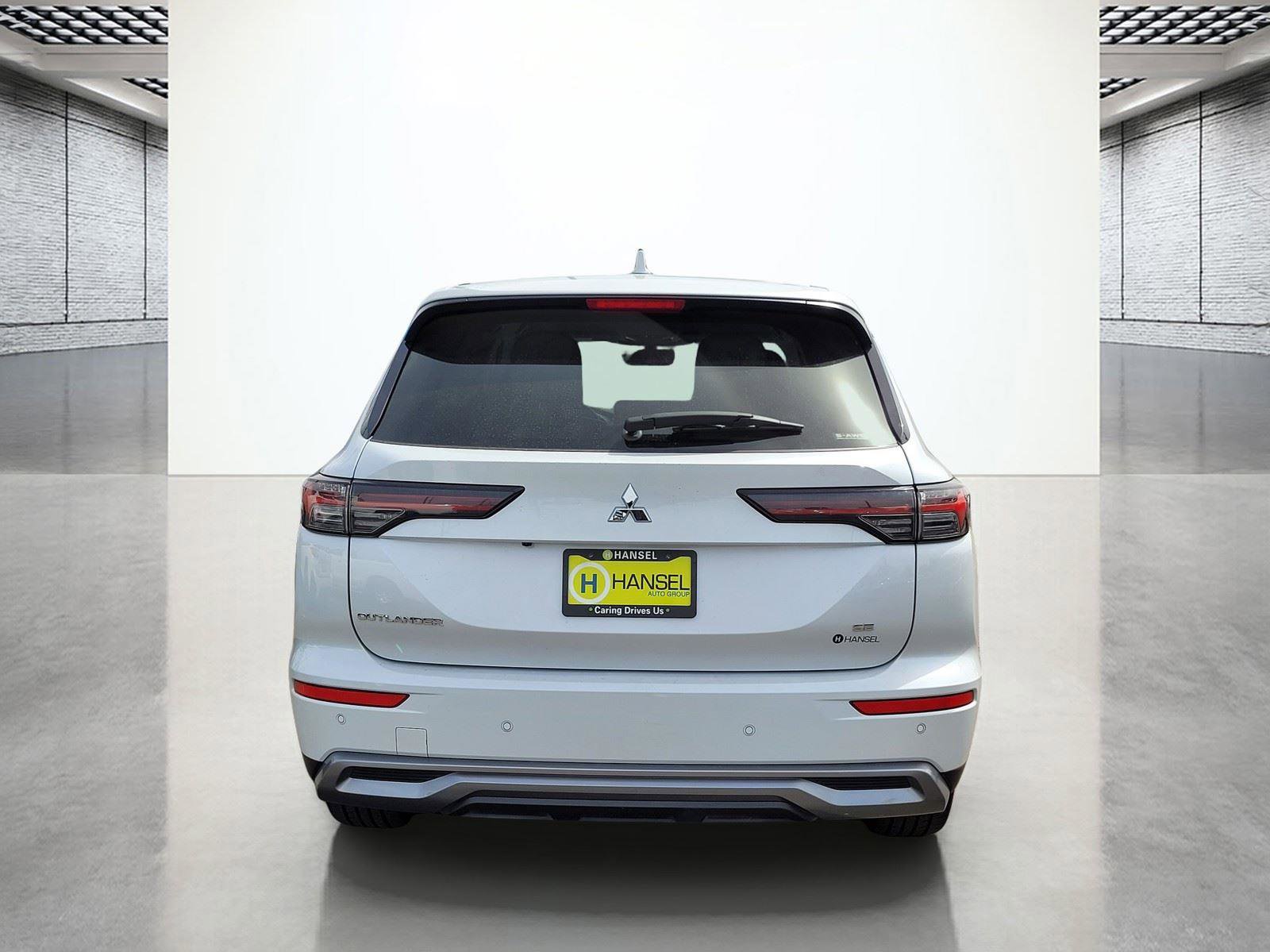 Used 2025 Mitsubishi Outlander SE AWD/4WD image 8