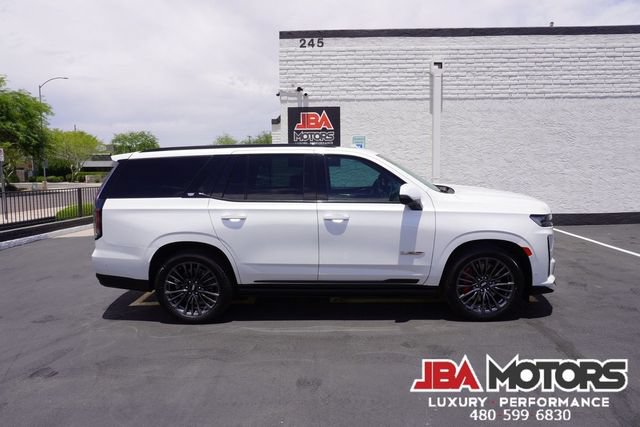 Used 2023 Cadillac Escalade V AWD/4WD image 90