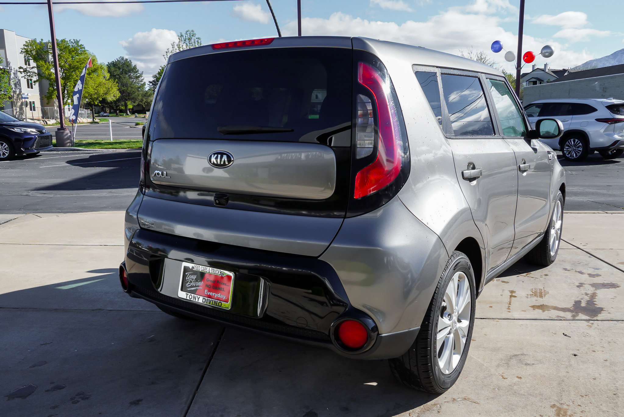 Used 2016 Kia Soul + FWD image 8