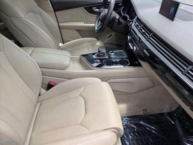 Used 2019 Audi Q7 3.0T Prestige w/ Prestige Package AWD/4WD image 20