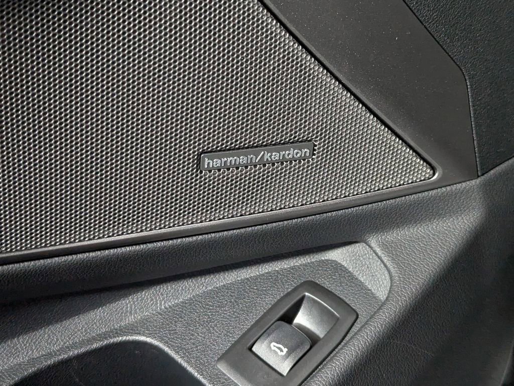 Used 2021 BMW M3 Competition image 17