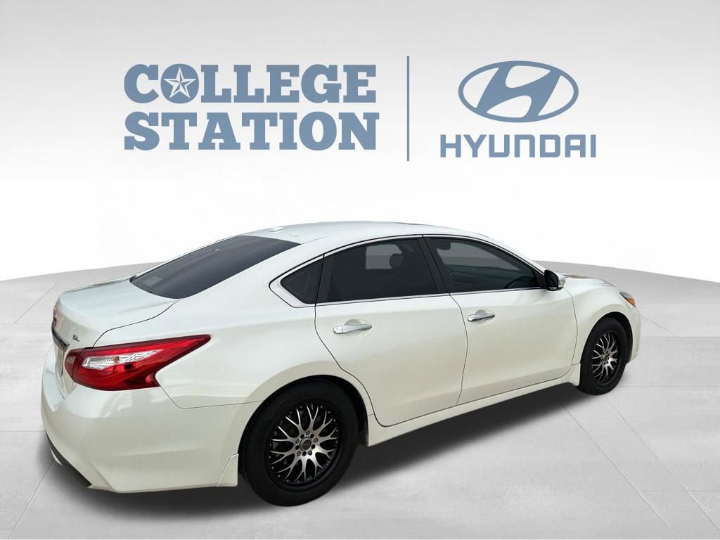 Used 2017 Nissan Altima 2.5 SL image 6