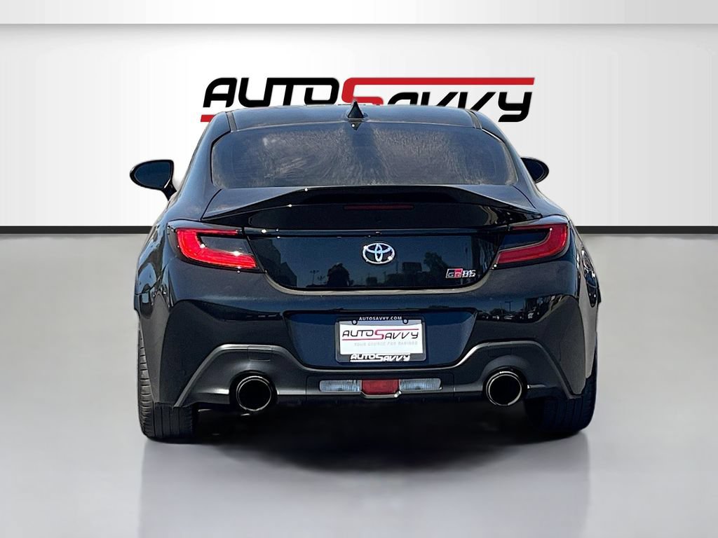 Used 2025 Toyota GR86 Premium w/ ALL Weather Mat Package (TMS) RWD image 6