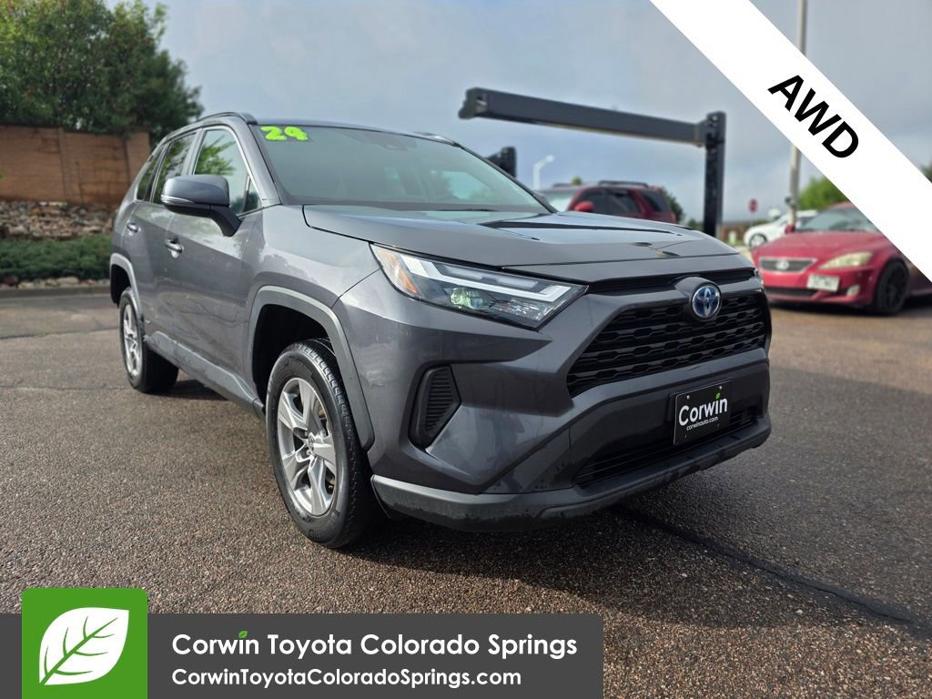 Used 2024 Toyota RAV4 XLE image 1
