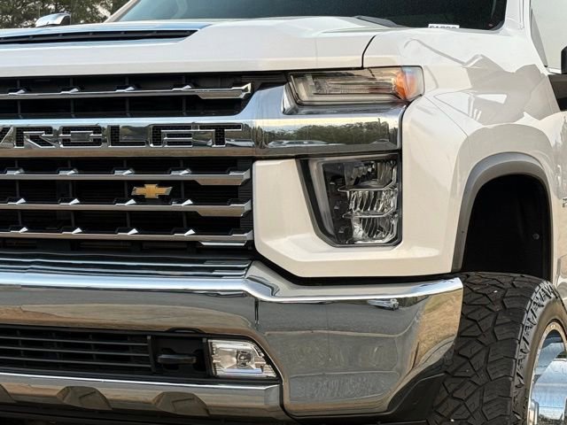 Used 2022 Chevrolet Silverado 2500 LTZ AWD/4WD image 11