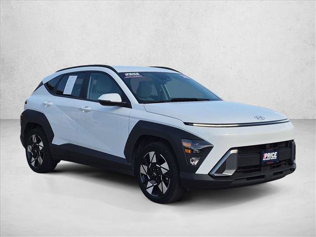 Used 2025 Hyundai Kona SEL FWD image 3