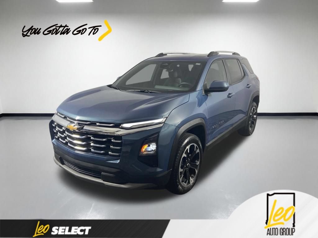 Used 2025 Chevrolet Equinox LT w/ Convenience Package II AWD/4WD image 1