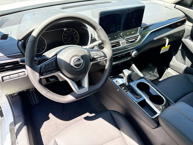 New 2025 Nissan Altima 2.5 SR w/ SR Premium Package image 7