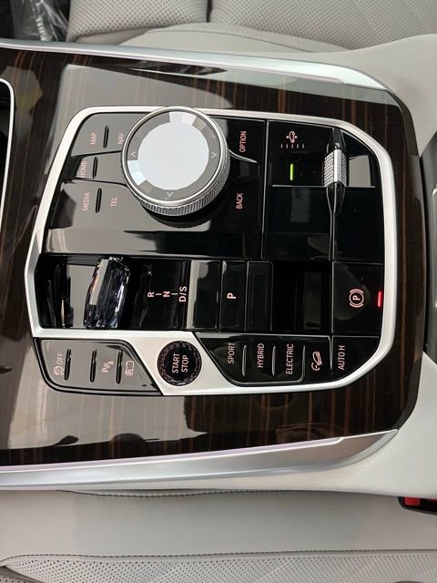 New 2026 BMW X5 xDrive50e AWD/4WD image 13