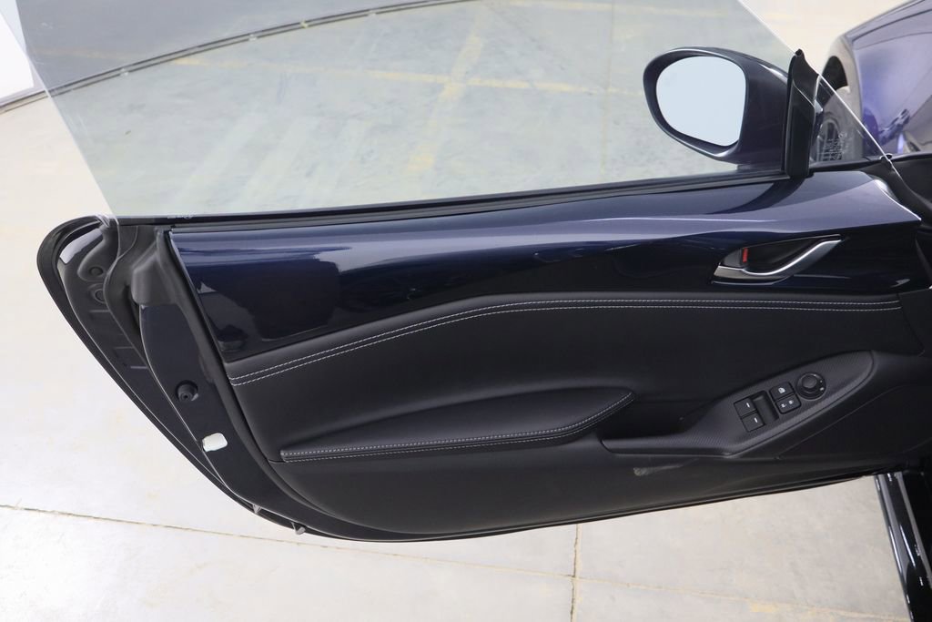 Used 2025 MAZDA MX-5 Miata RF Club image 16