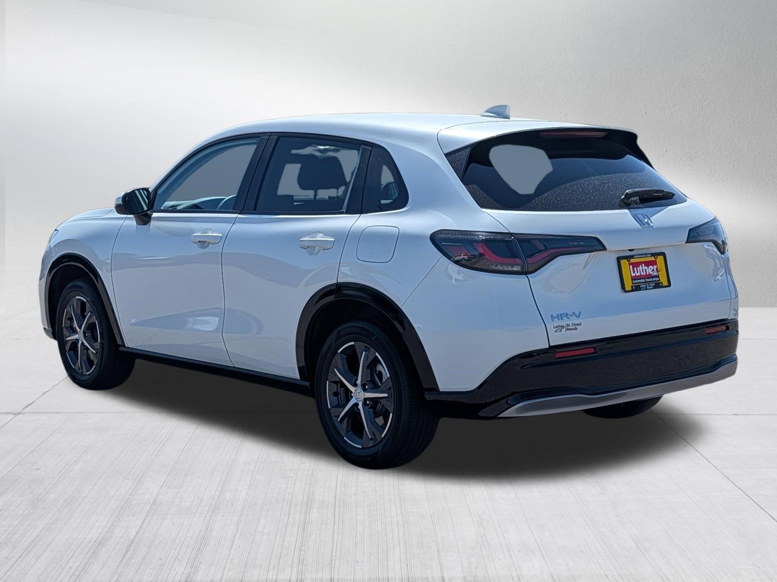Used 2024 Honda HR-V EX-L image 5
