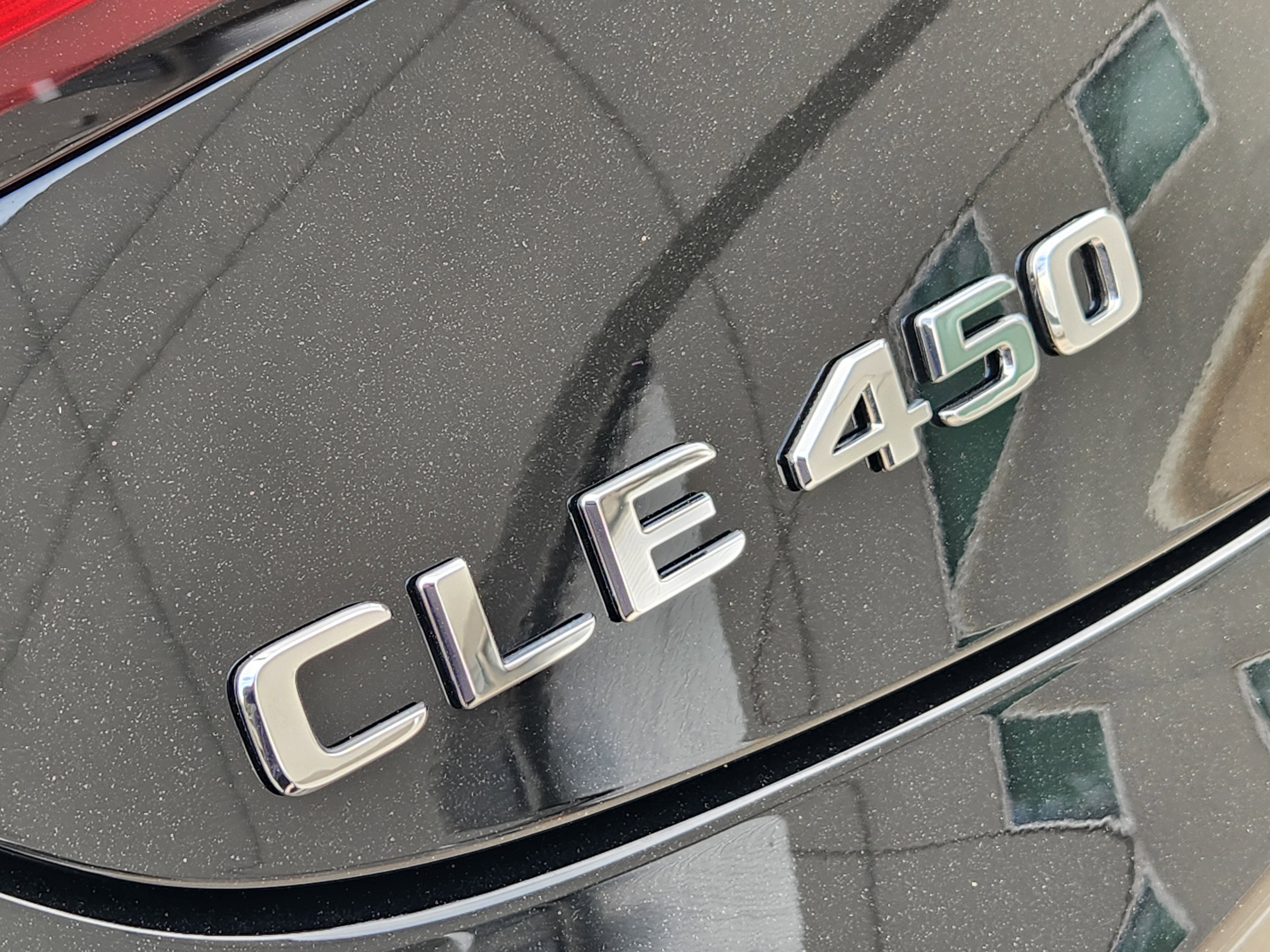 Used 2024 Mercedes-Benz CLE 450 4MATIC Cabriolet image 9