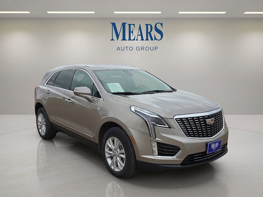 Used 2023 Cadillac XT5 Luxury w/ LPO, Floor Liner Package FWD image 7