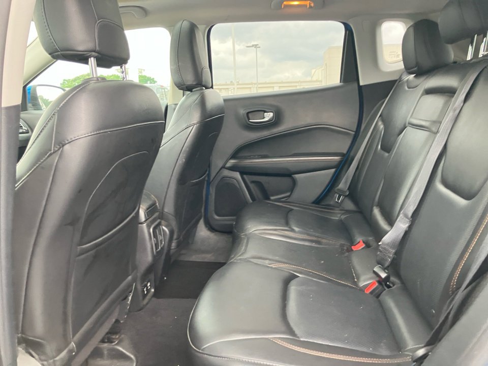 Used 2018 Jeep Compass Limited w/ Navigation Group AWD/4WD image 32