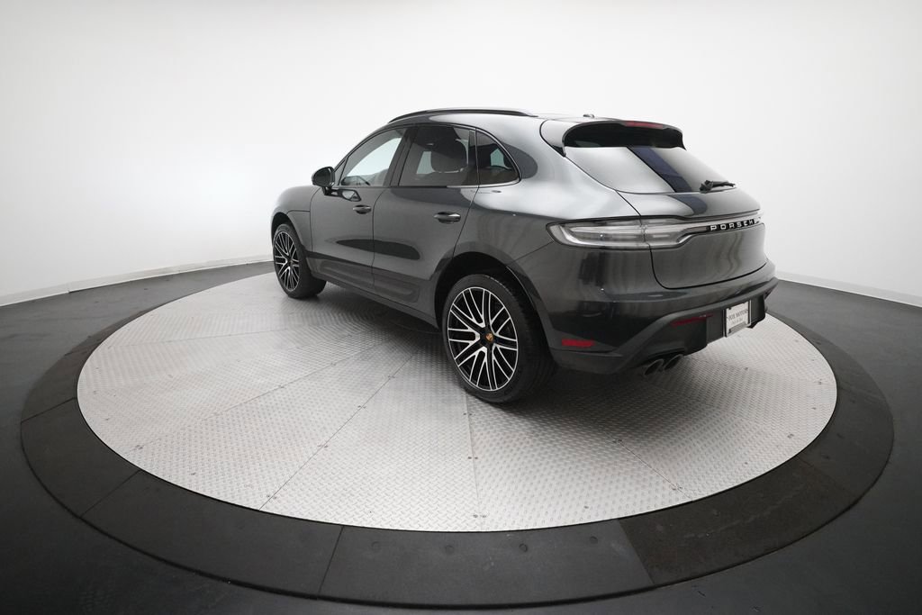 Certified 2026 Porsche Macan image 36