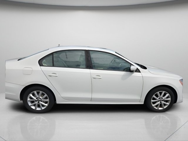 Used 2012 Volkswagen Jetta SE FWD image 9