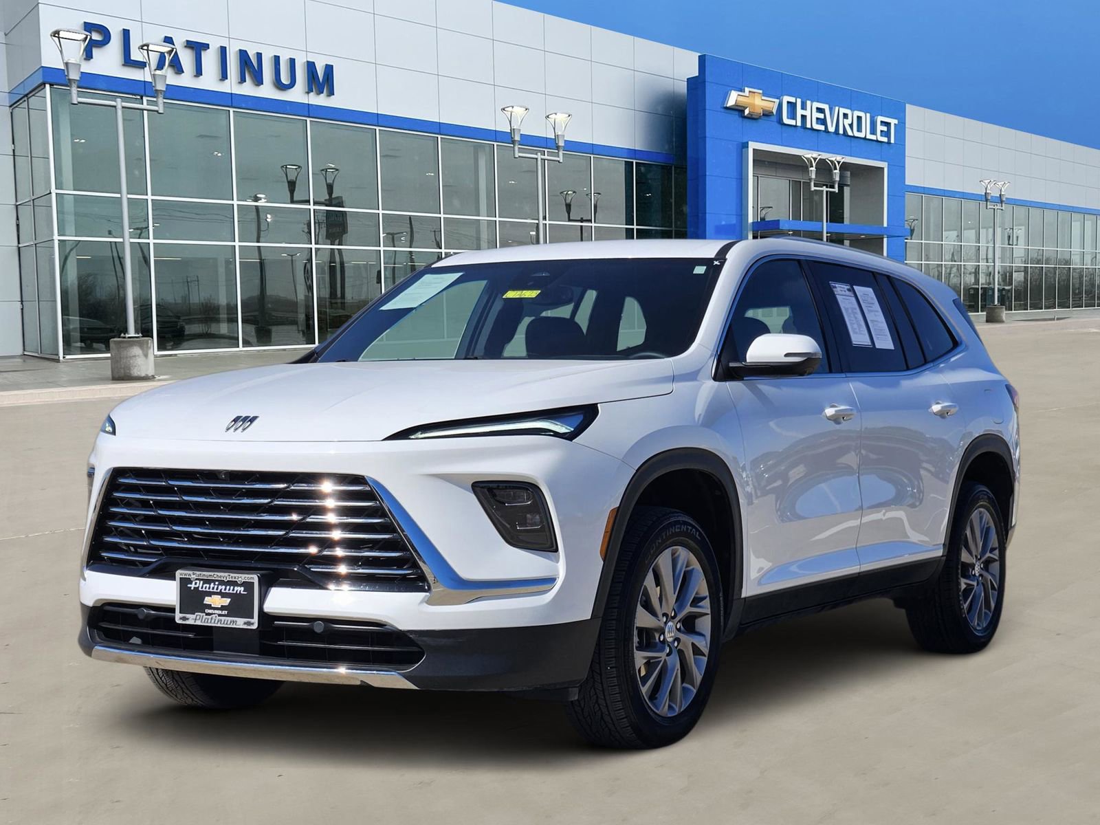 Used 2025 Buick Enclave Preferred image 2