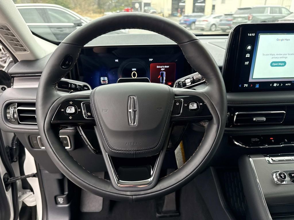 New 2026 Lincoln Aviator AWD image 28