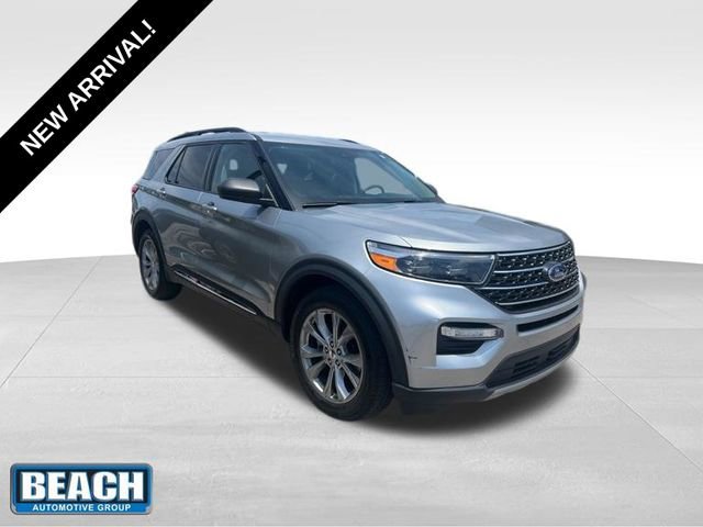 Used 2023 Ford Explorer XLT w/ Equipment Group 202A RWD image 1