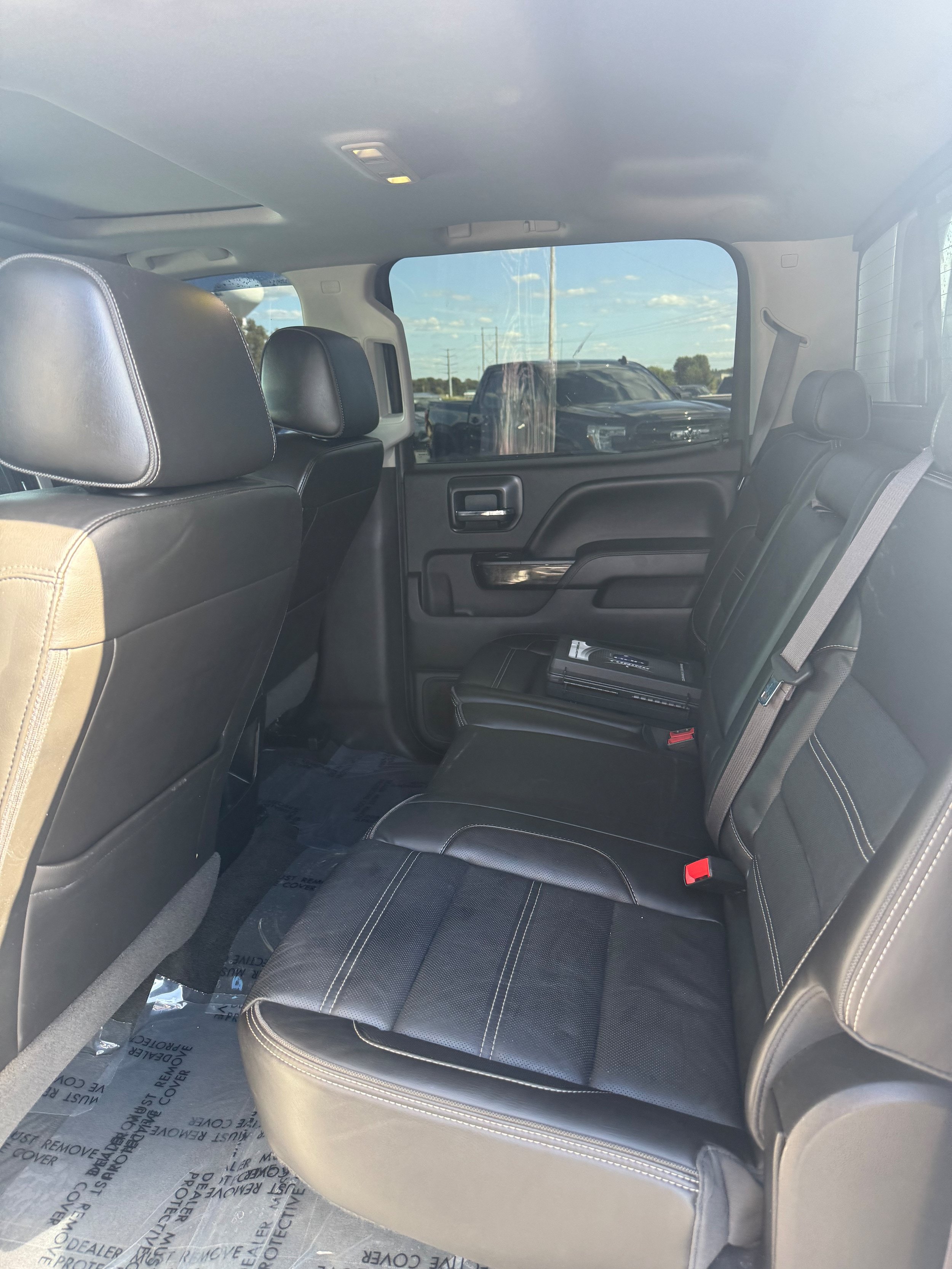 Used 2016 GMC Sierra 2500 Denali w/ Duramax Plus Package AWD/4WD image 10