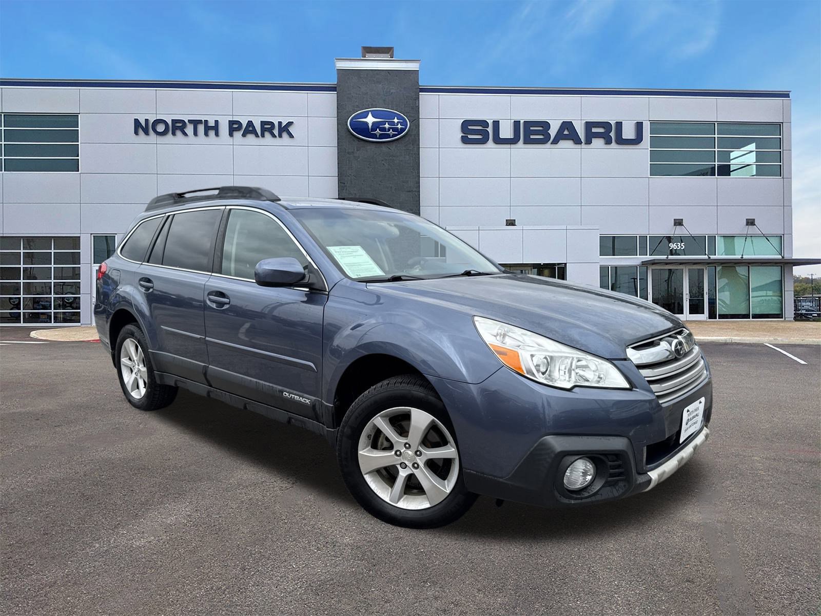 Used 2014 Subaru Outback 2.5i Limited w/ Moonroof Package