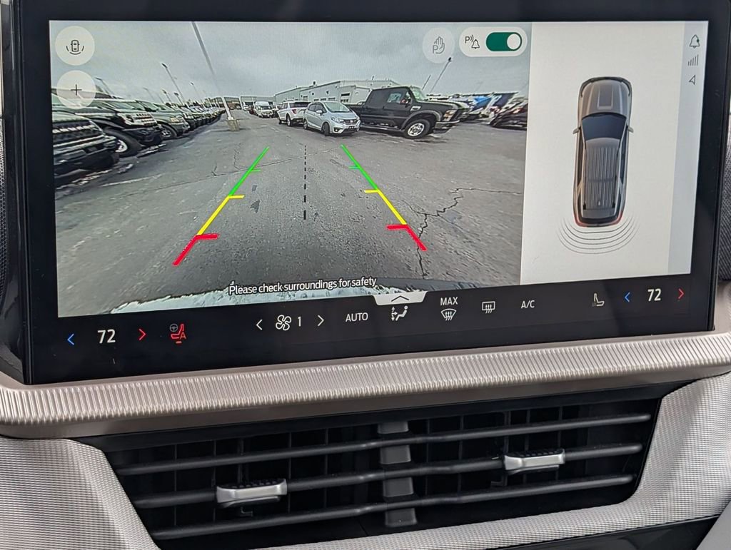 New 2025 Ford Explorer Active w/ Active Comfort Package image 3