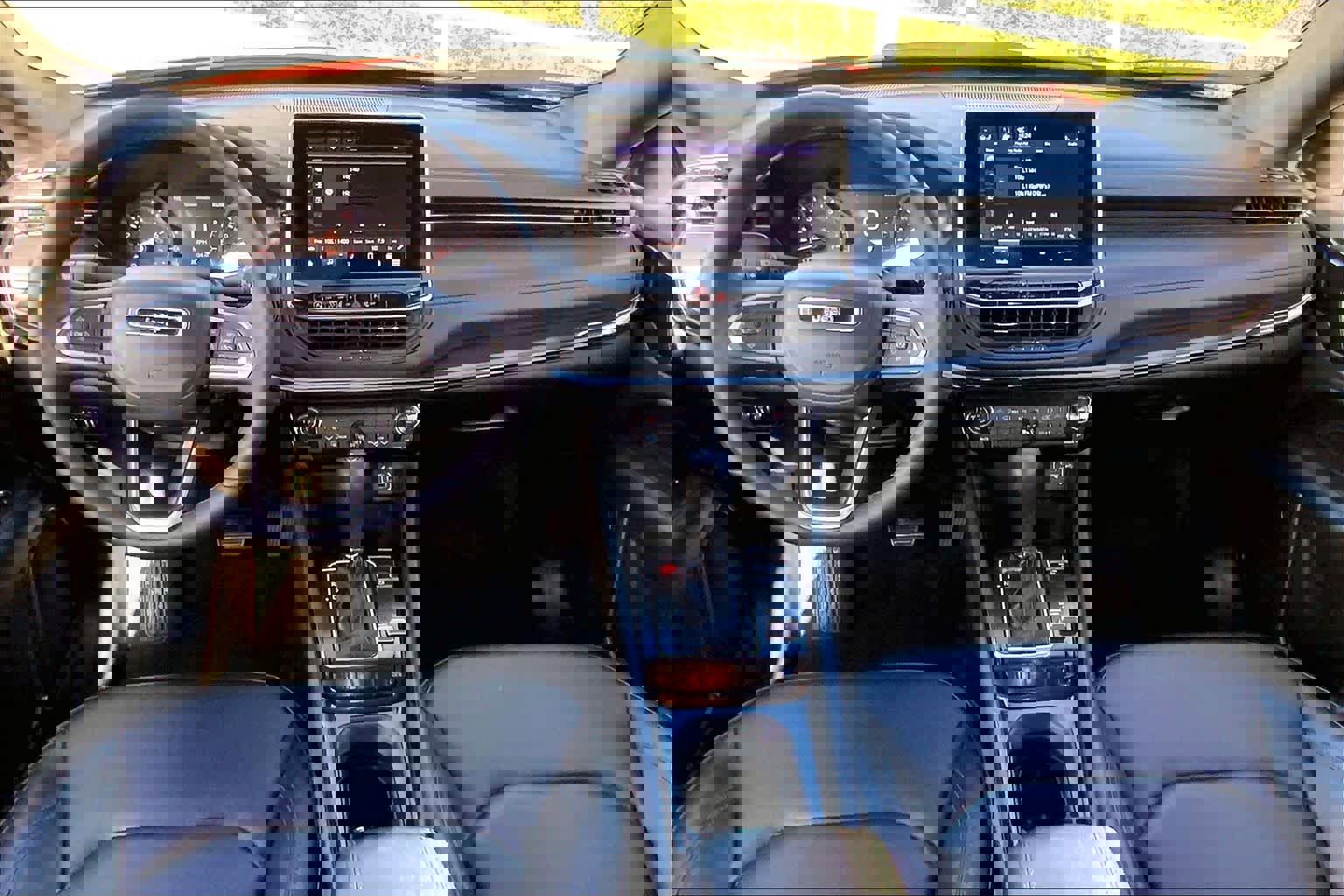 Used 2026 Jeep Compass Limited image 16