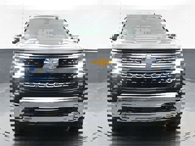 New 2026 Chevrolet Silverado 1500 LTZ w/ LTZ Premium Package image 3