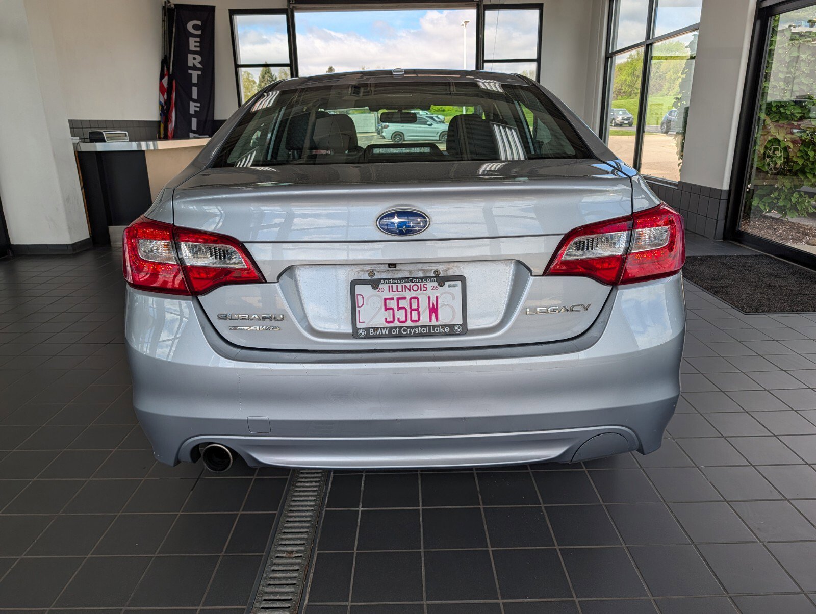 Used 2015 Subaru Legacy 2.5i Limited AWD/4WD image 3