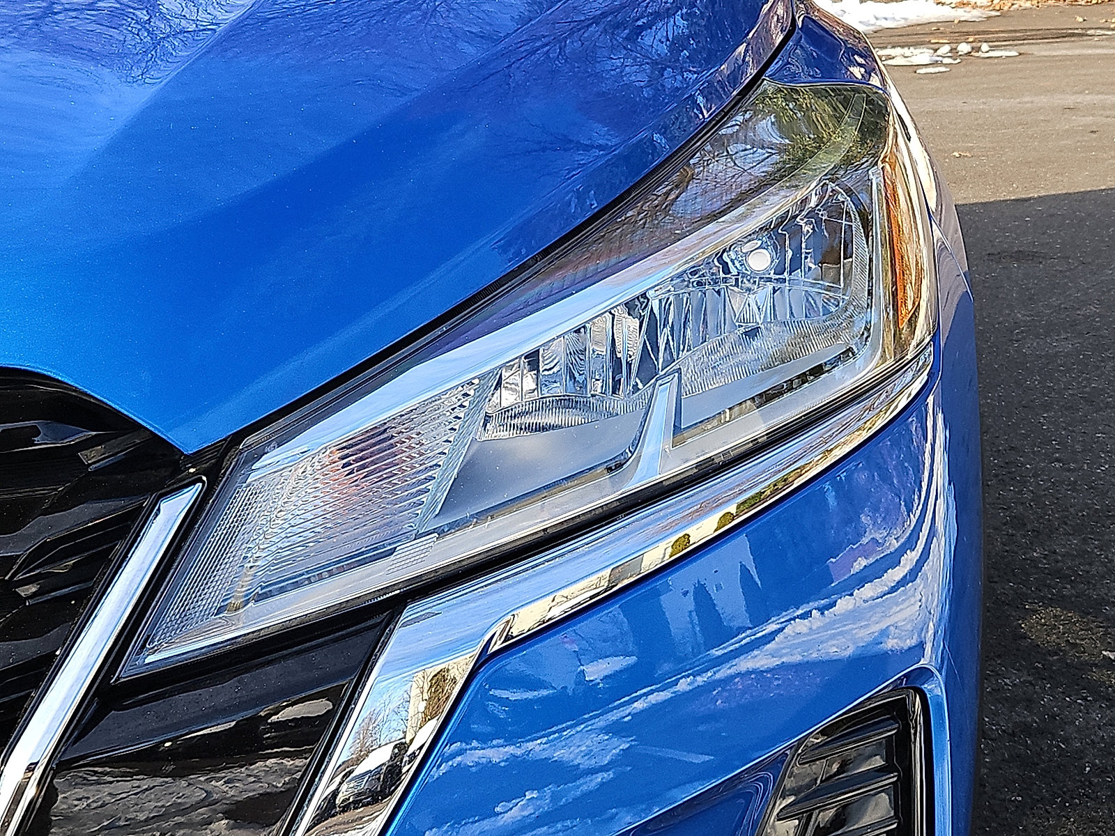 Certified 2024 Nissan Kicks SV image 9