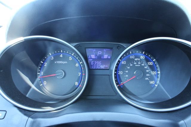 Used 2011 Hyundai Tucson GLS FWD image 23
