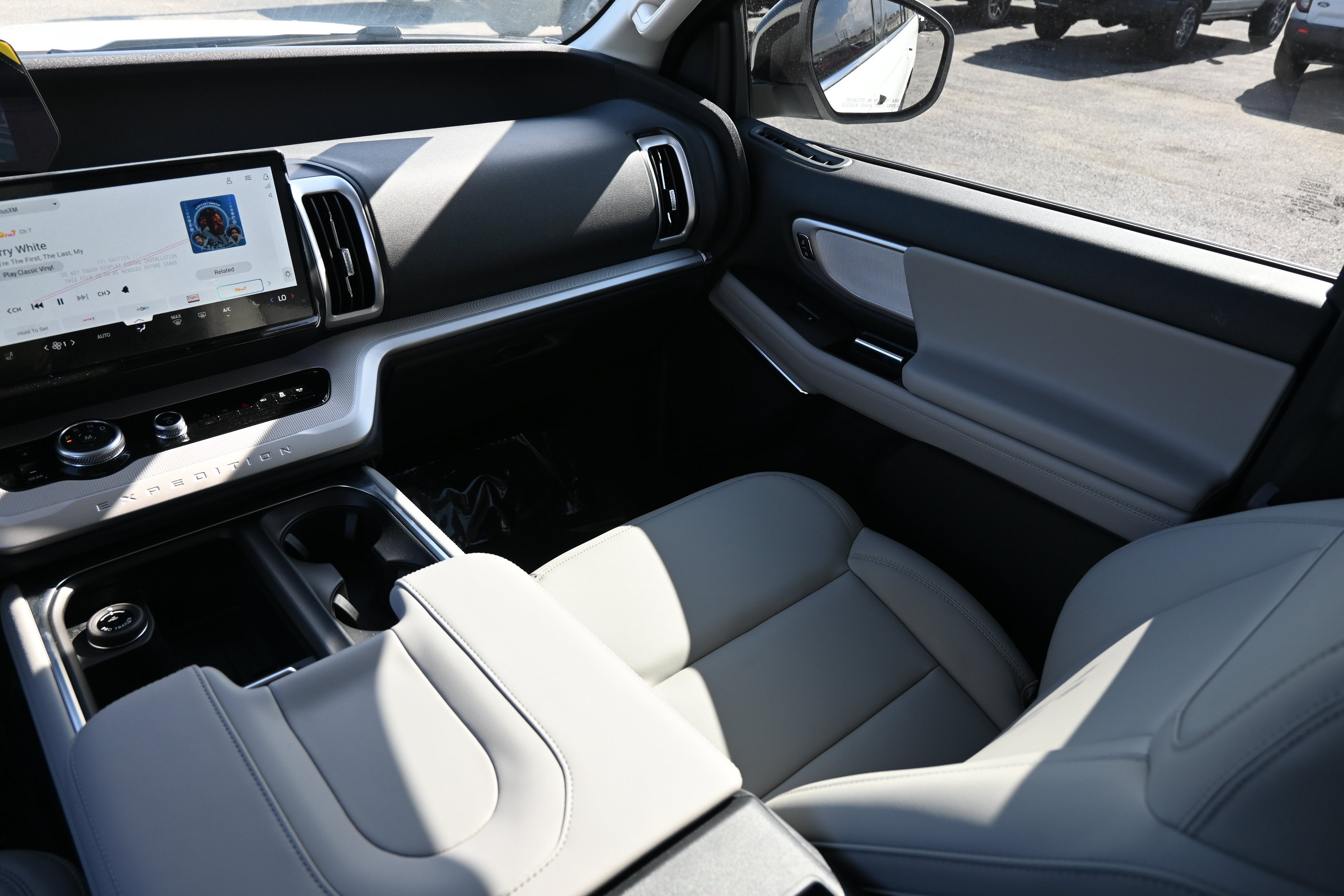 New 2027 Ford Expedition Max Active RWD image 30