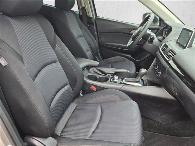 Used 2016 MAZDA MAZDA3 i Sport w/ Preferred Equipment Package FWD image 17