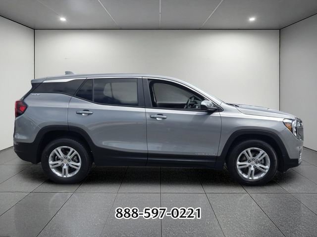 Used 2024 GMC Terrain SLE FWD image 6