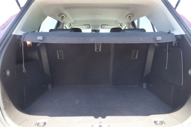 Used 2021 Chevrolet Trax LT w/ LT Convenience Package AWD/4WD image 21