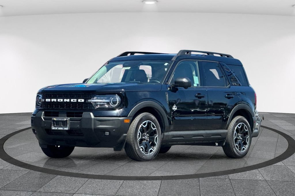 Certified 2025 Ford Bronco Sport Outer Banks w/ Outer Banks Tech Package+ AWD/4WD image 10