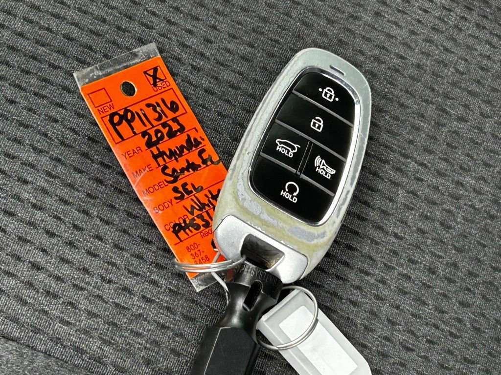 Used 2023 Hyundai Santa Fe SEL w/ Cargo Package image 49