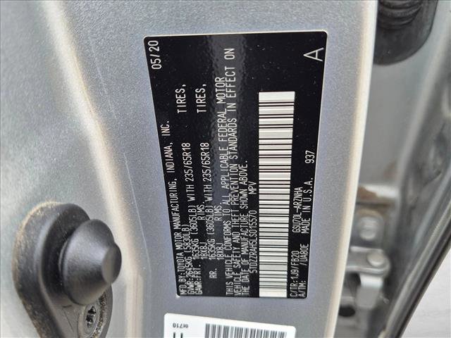 Used 2020 Toyota Highlander LE FWD image 15
