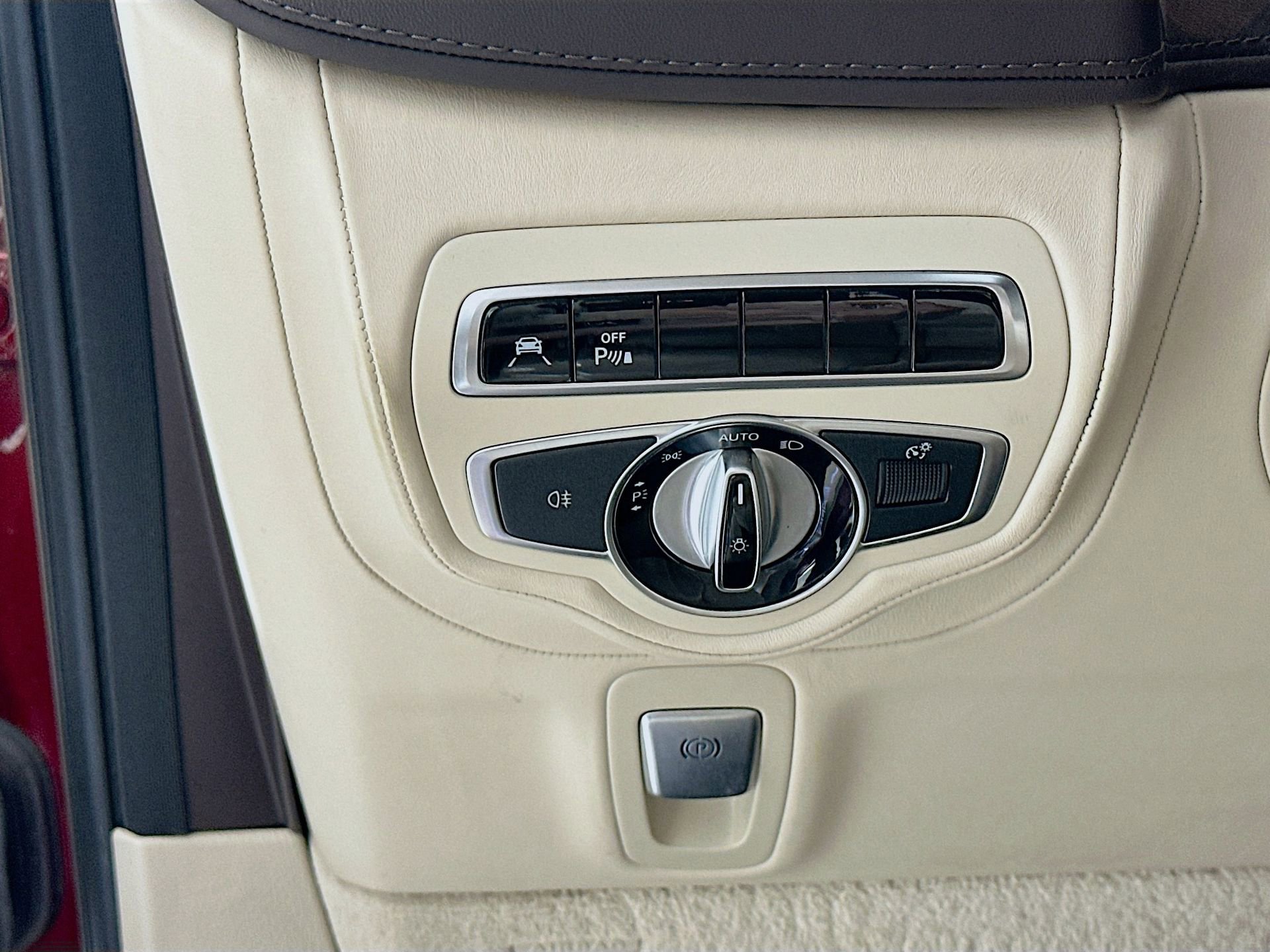Certified 2022 Mercedes-Benz G 63 AMG 4MATIC image 11