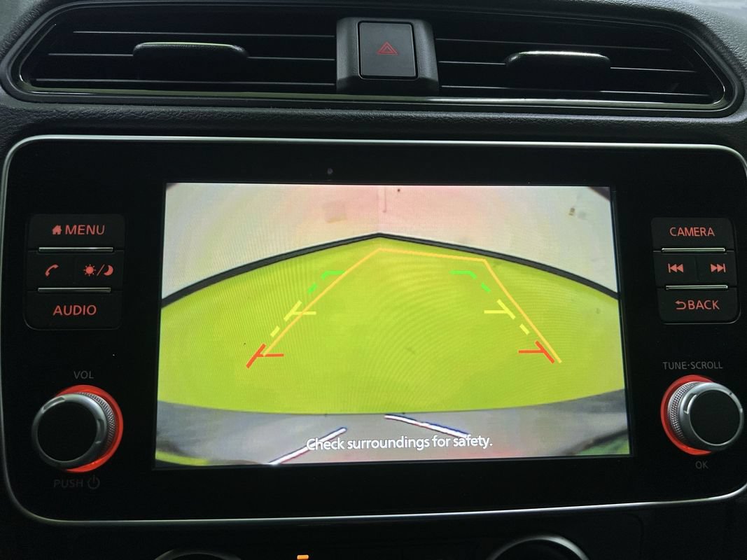 Used 2025 Nissan Leaf S FWD image 21