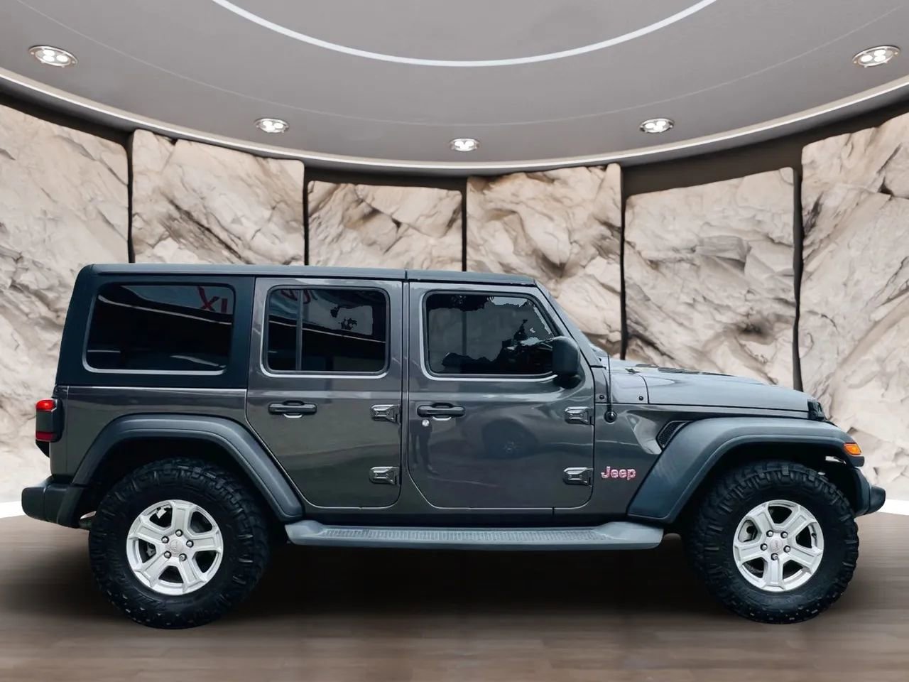 Used 2018 Jeep Wrangler Unlimited Sport S image 4