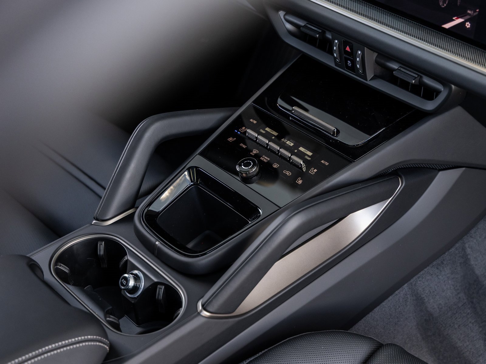 New 2026 Porsche Cayenne Turbo image 35