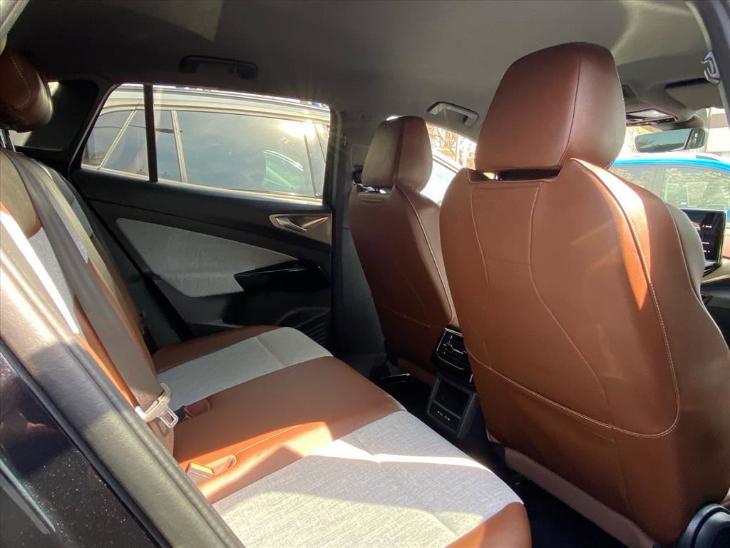 Certified 2023 Volkswagen ID.4 Pro image 15