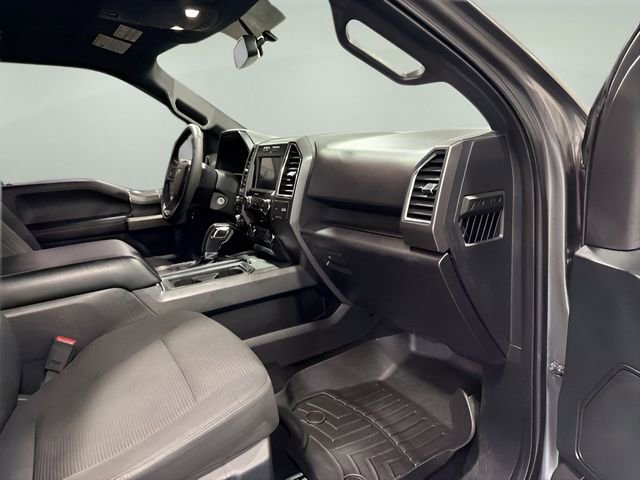 Used 2016 Ford F150 XLT w/ Equipment Group 302A Luxury image 30