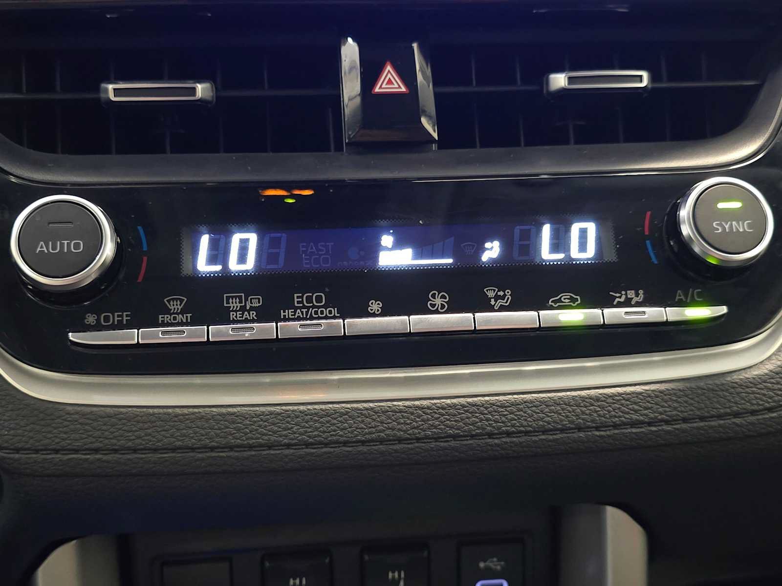 Certified 2025 Toyota Corolla Cross XLE w/ Convenience Package AWD/4WD image 15