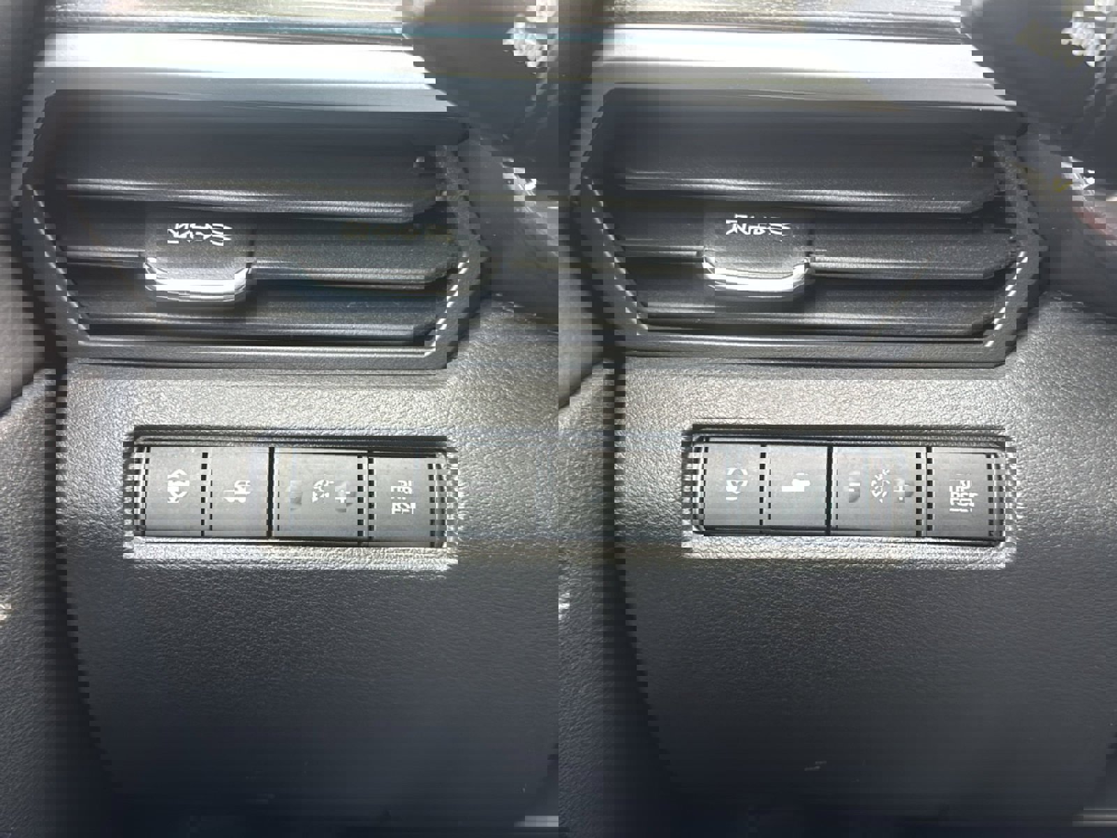 Used 2021 Nissan Altima 2.5 Platinum image 25