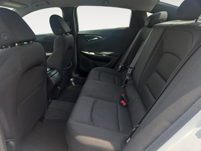 Used 2024 Chevrolet Malibu RS FWD image 14