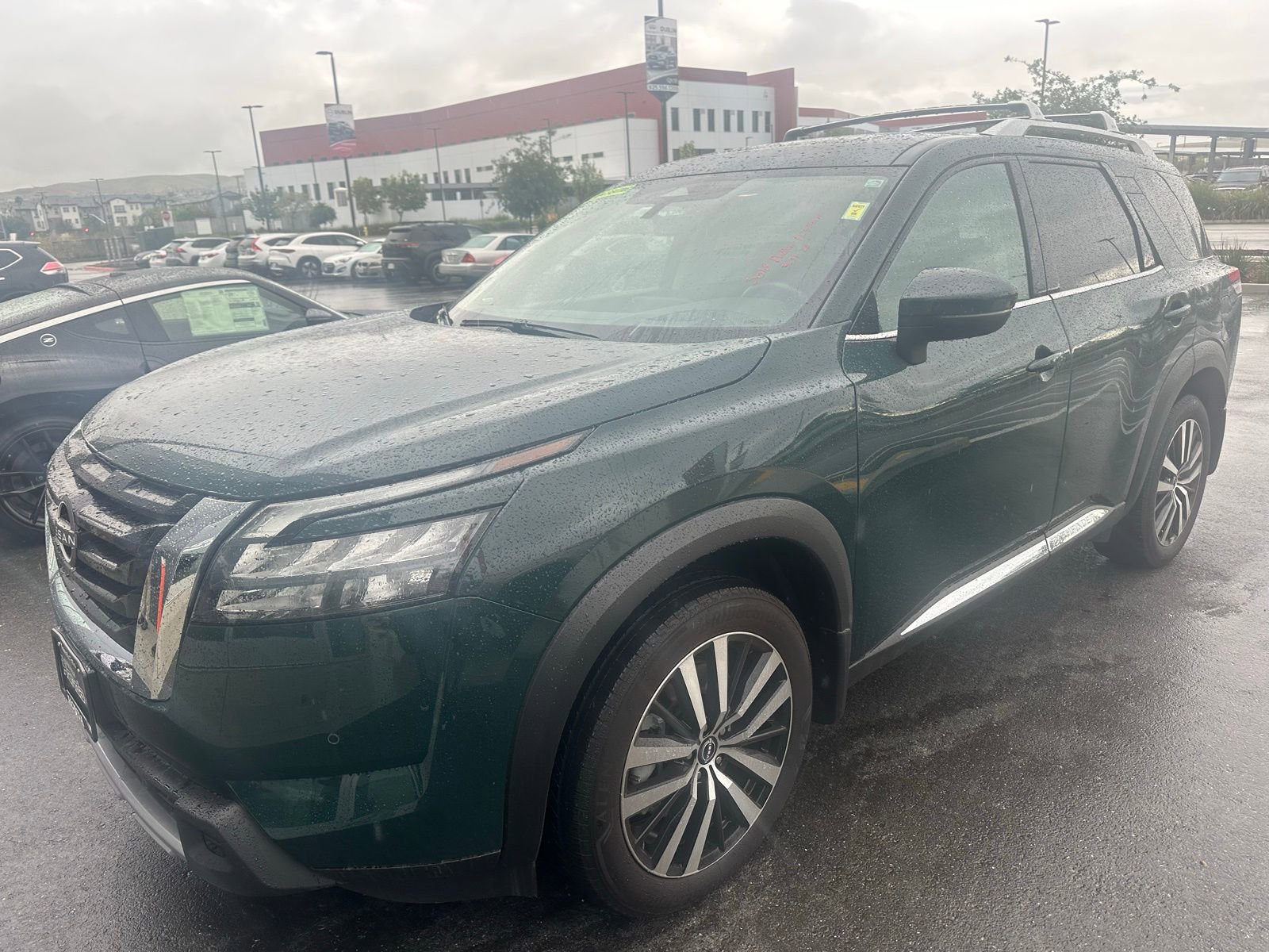 Certified 2025 Nissan Pathfinder Platinum w/ Cargo Package image 3